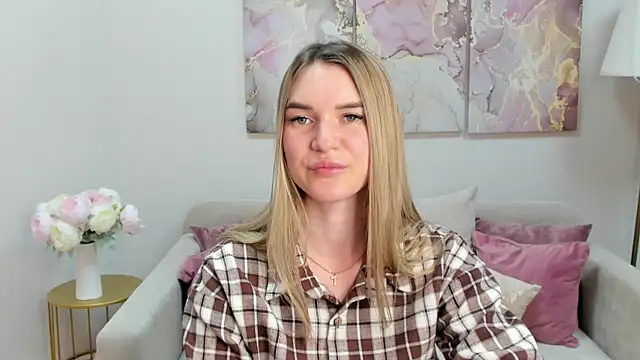 RoxyReignn webcam
