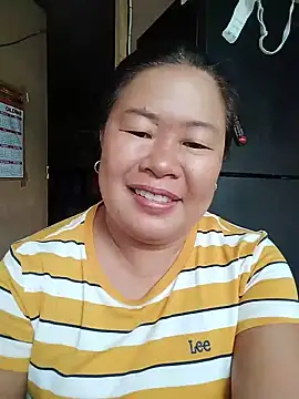 Lovelywoman43 webcam