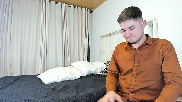 CameronyMartinn webcam