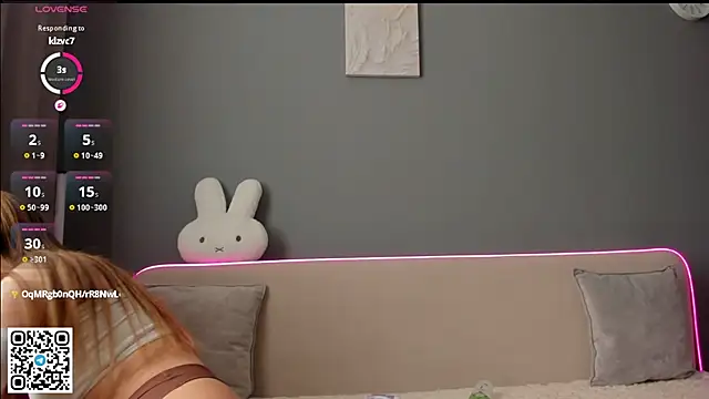 Malika_Lisan webcam