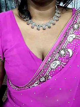 Hotty_Kavita webcam