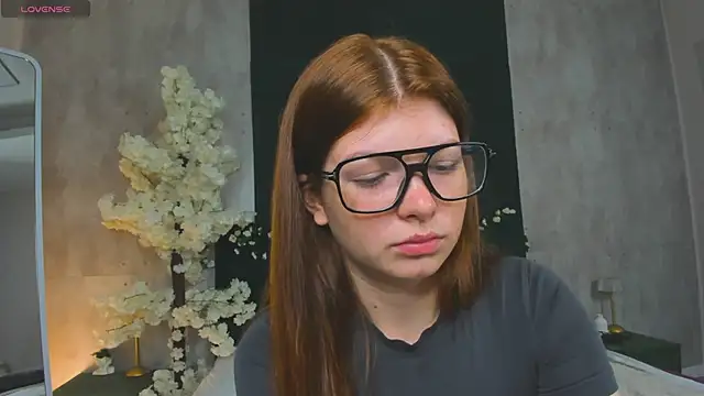 Nika_Jonson webcam