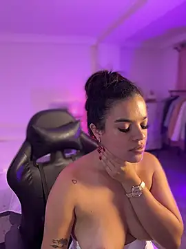 JuanitaMore01 webcam