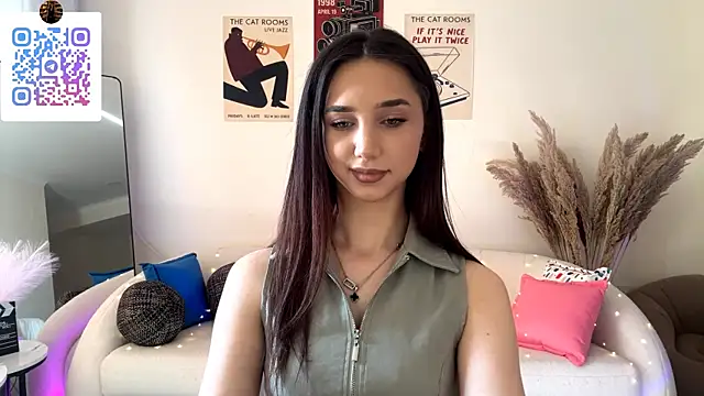 LinaMour webcam