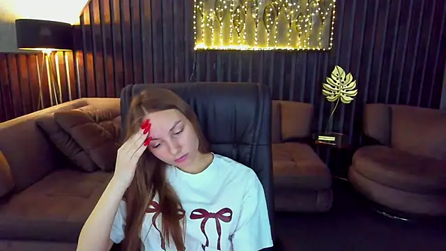 MilaAddams webcam