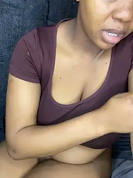 MilfBoobsxx webcam