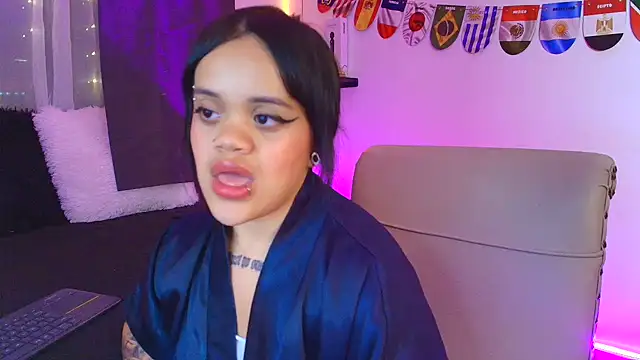 SussyRoxy_ webcam
