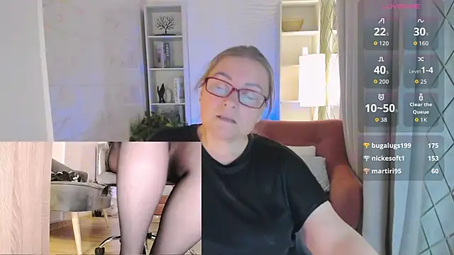 Alexandra_Kind webcam