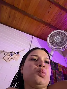 Starly_Vega webcam