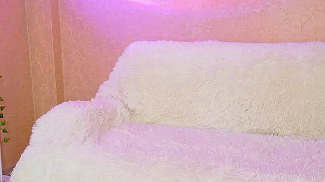 SweeetMia webcam