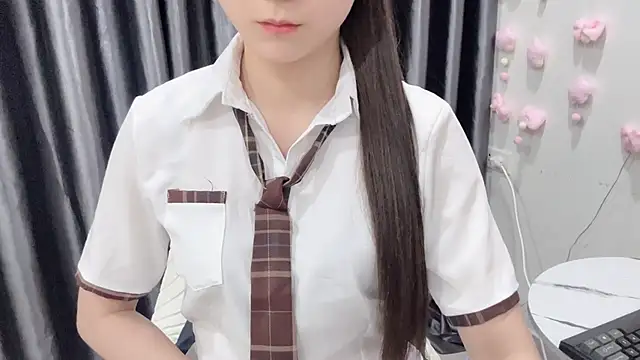 KaleAnisa webcam