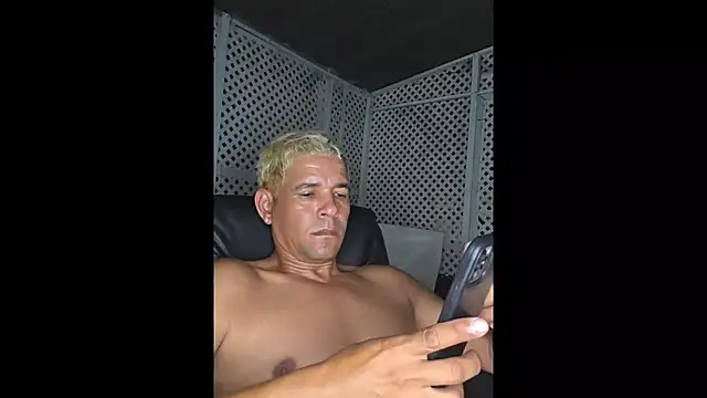 cubano1082 webcam