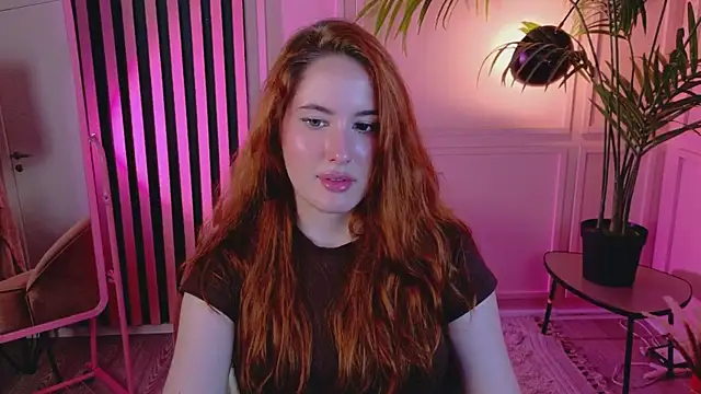 ChloeAster webcam