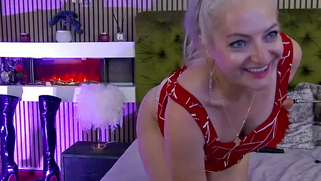 LadyTouch webcam