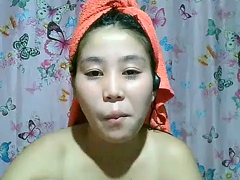 SexyAsianPussy4u webcam