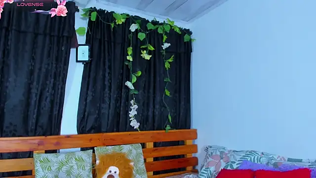 Perla_Franco webcam