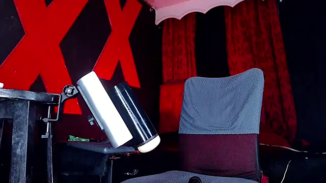 abrilbigcock webcam