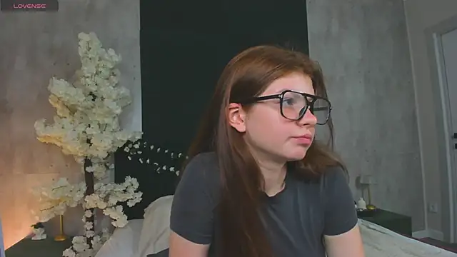 Nika_Jonson webcam