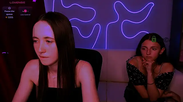 bella_dorn - Bella_dorn's free webcam - UK Sex Cams
