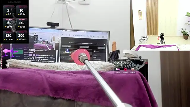 Paulina_Davis_ webcam