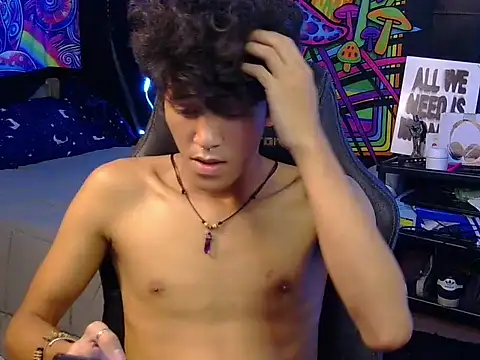 hugekenbigcock webcam