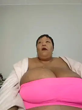 nancy111 (F milf) - Make me squit and cum on my toy