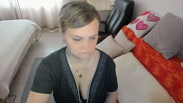 MildMature webcam