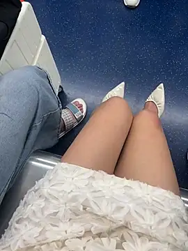yimisun01 live sex cam