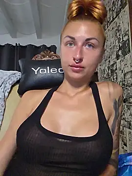 kylie_blck (F young) - Countdown+ShowTits+Tonge+1SurpriseVideo