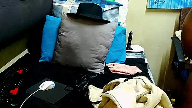 Brunettedevon33 webcam