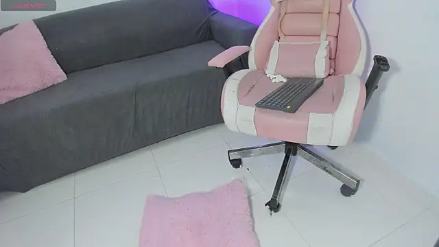 Alana_ponsee webcam