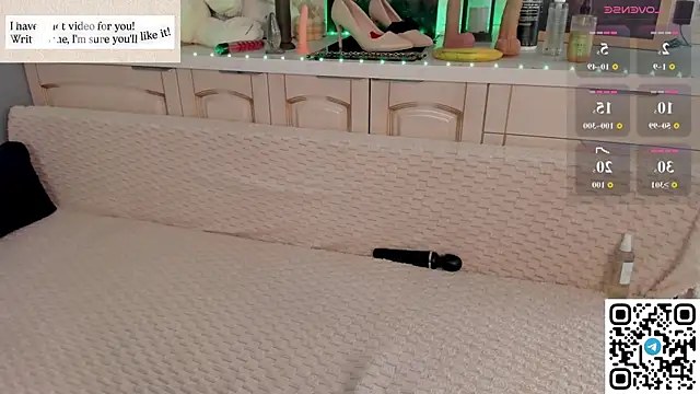 Anna_Coolidge webcam