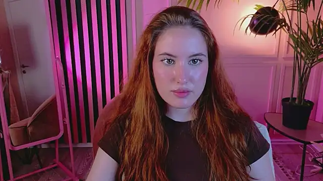 ChloeAster webcam