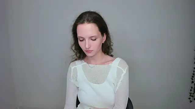 Ariadna_Shy webcam
