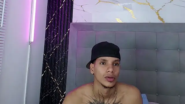 kai_storm77 webcam