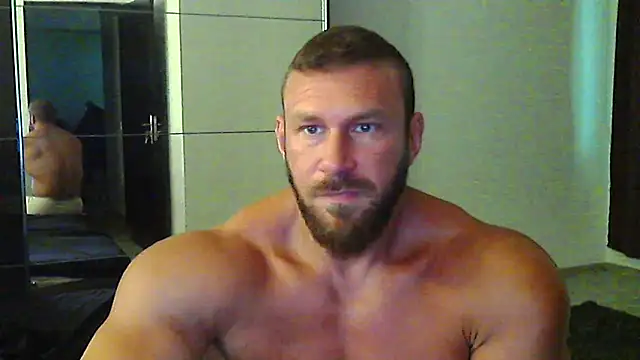 muscularkevin webcam