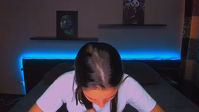 AlexaBarkley webcam