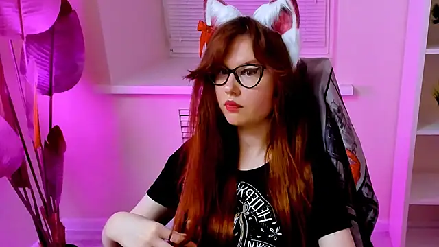 CarolGiggly webcam