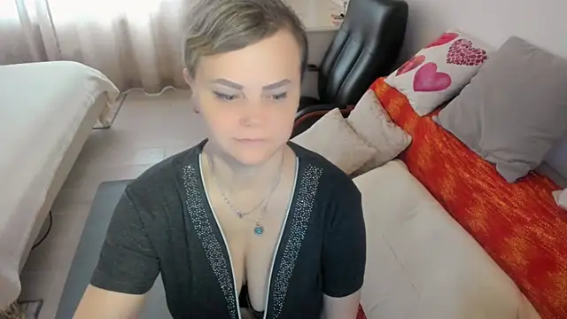 MildMature webcam