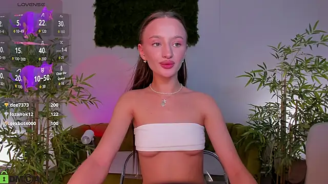 miiss__lulu live cam on StripChat