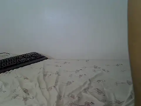 Itzel_flourish webcam