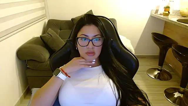 Mia_Paradis webcam