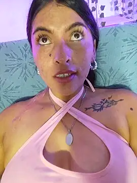 Fox_Roxxan webcam