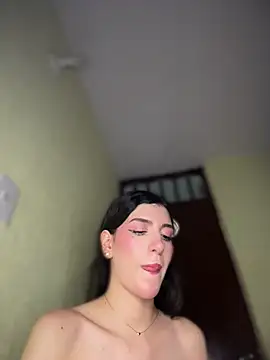Emily-hottson webcam