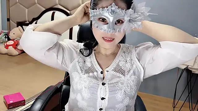 yaoyao22678 webcam