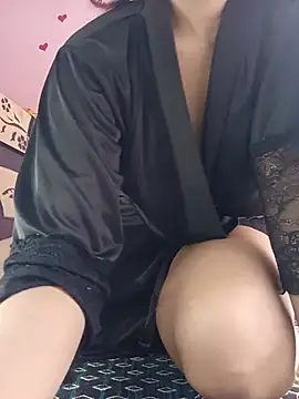 Saniya76 webcam