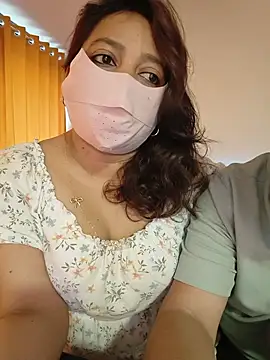 Girlsdaddy69 webcam