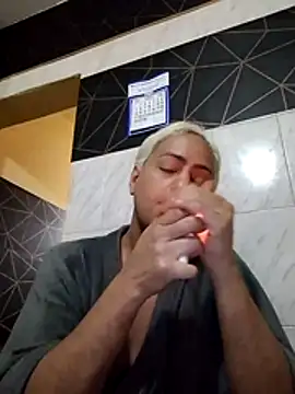 Jennifertravesti webcam