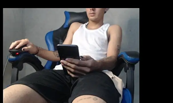 Garu_hot19 webcam