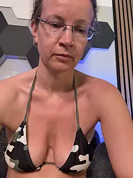 AnnikaRose webcam